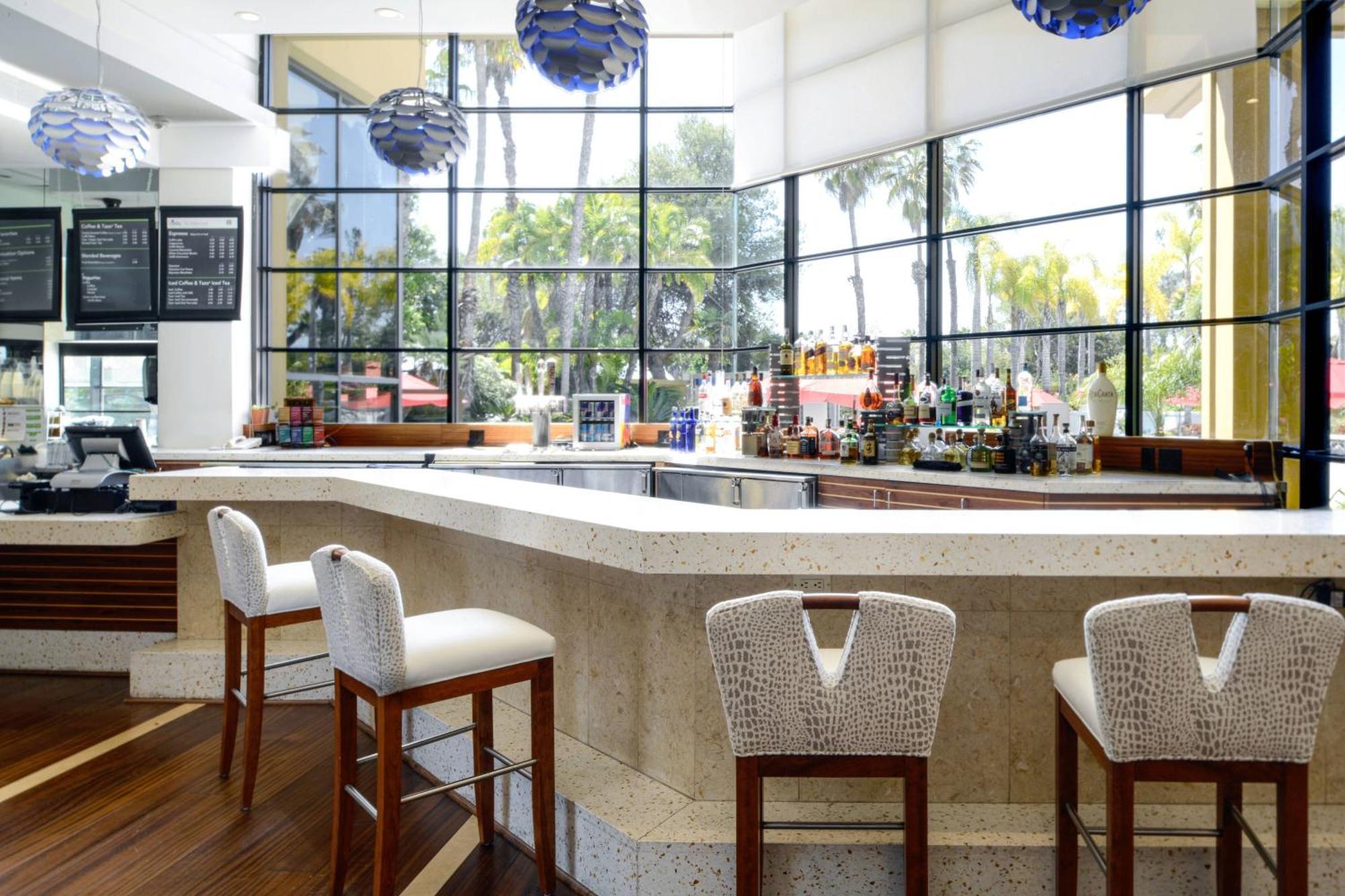 Long Beach Marriott Bagian luar foto