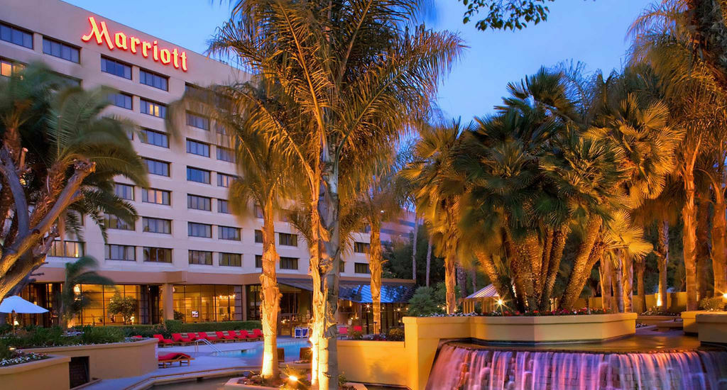 Long Beach Marriott Bagian luar foto